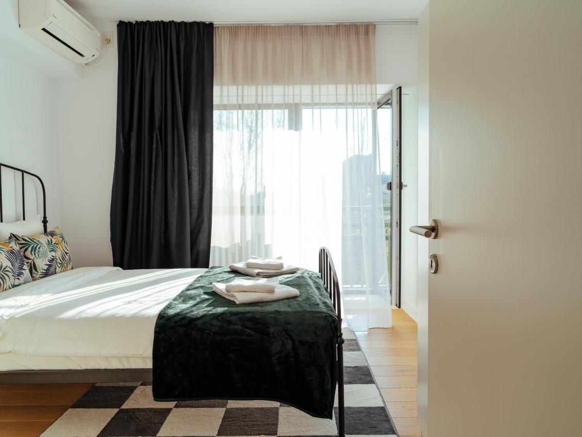 Central Modern Design Apartment บูคาเรสต์ ภายนอก รูปภาพ
